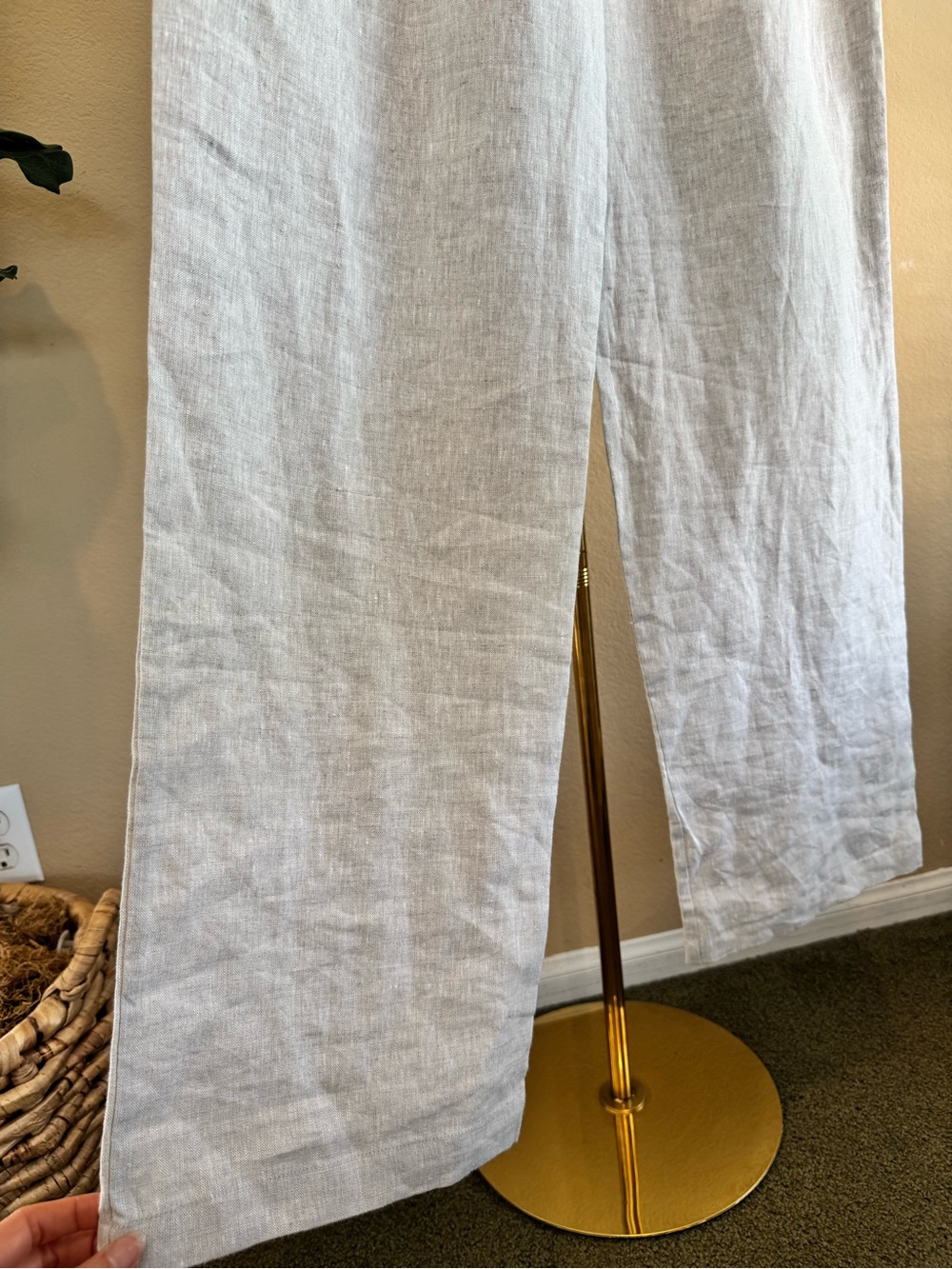 Reformation Mason Linen High Rise Wide Leg Pleated Pant Beige Women 2 Like New - Picture 8 of 16